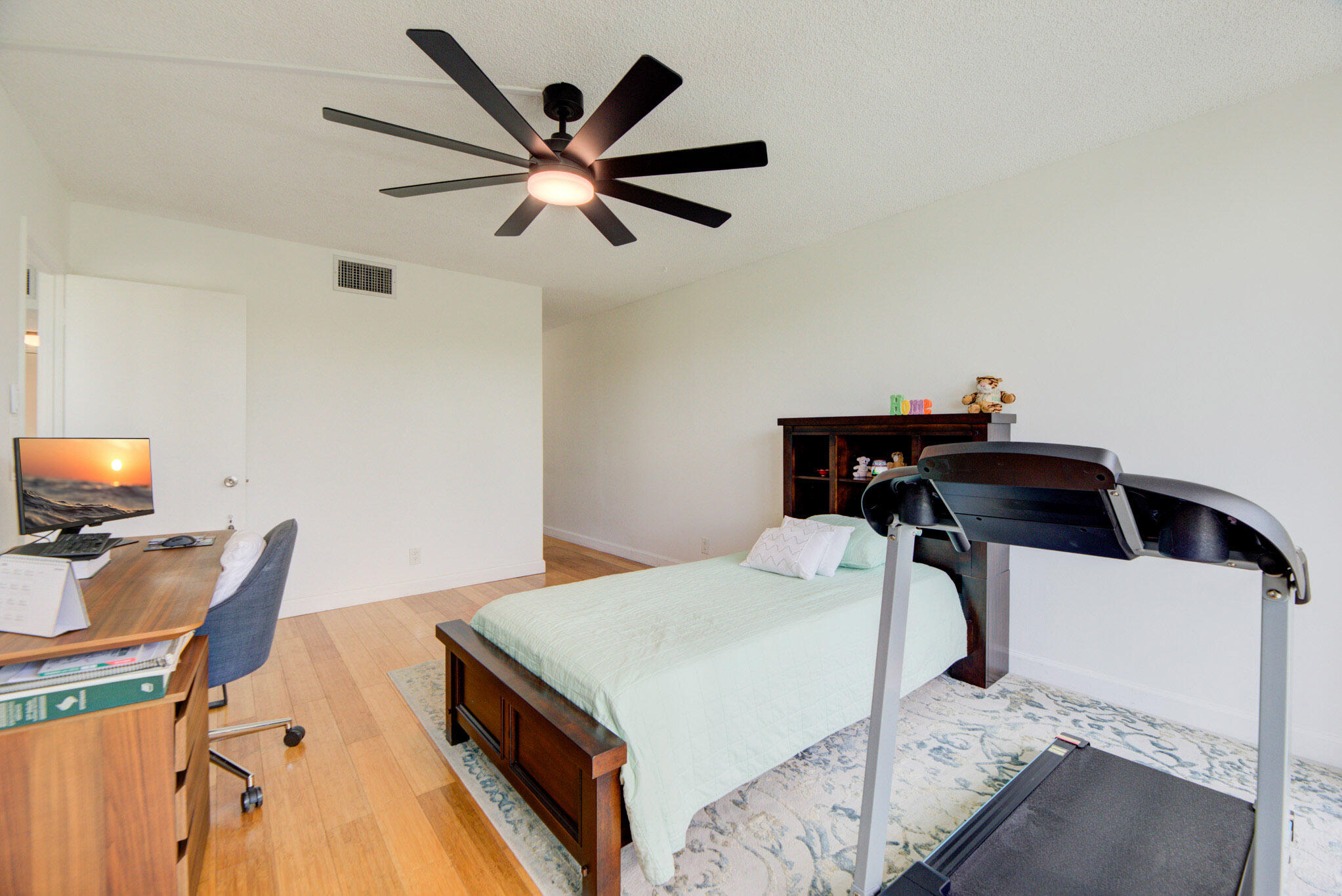 7081 Environ Boulevard 343