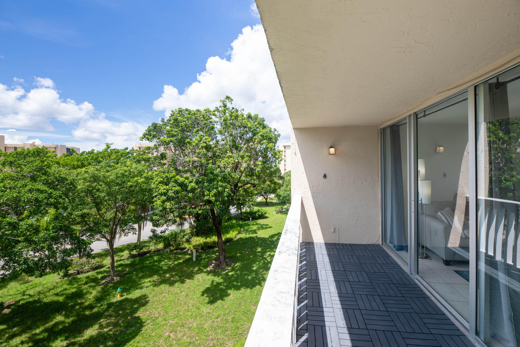 7081 Environ Boulevard 343