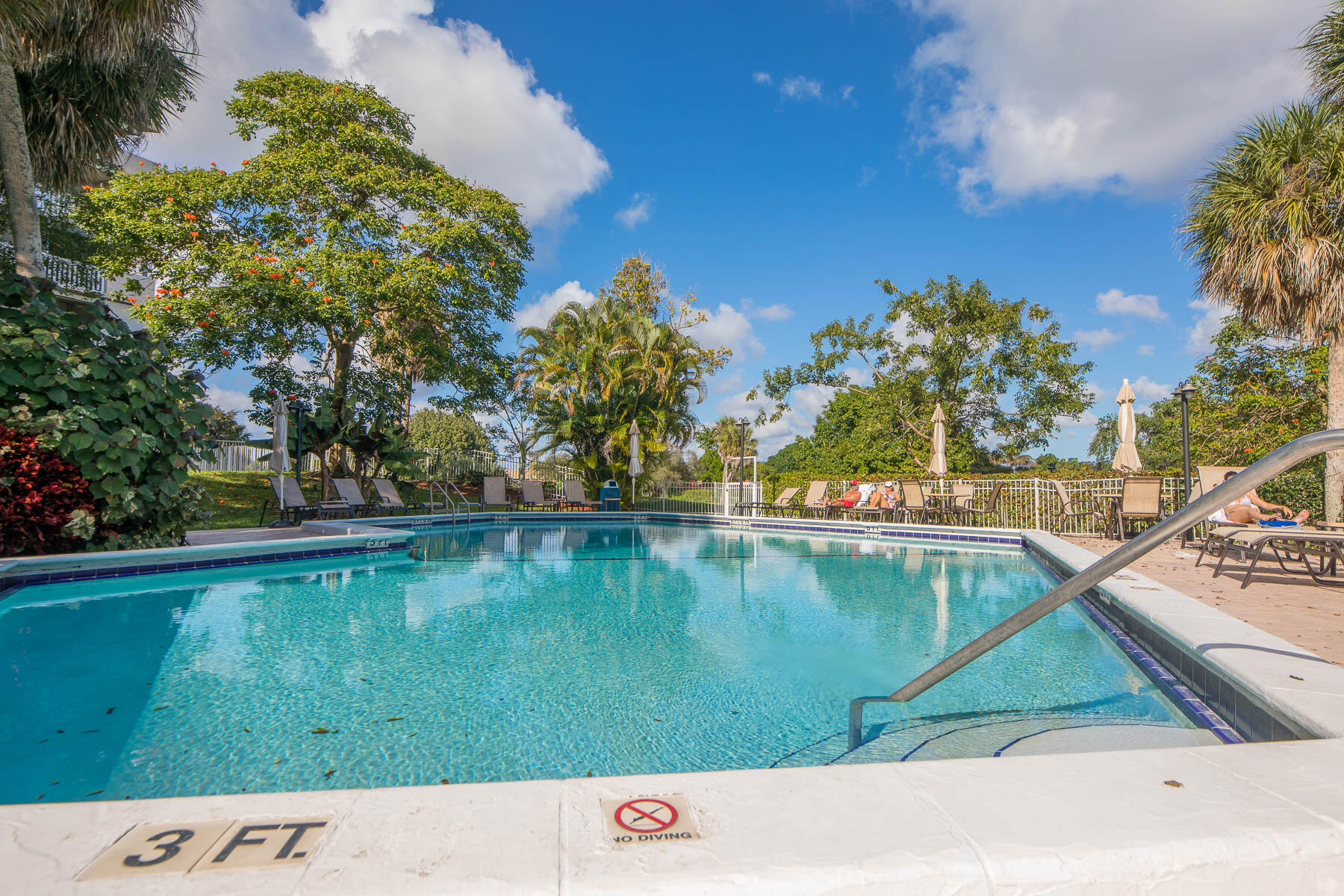 7081 Environ Boulevard 343