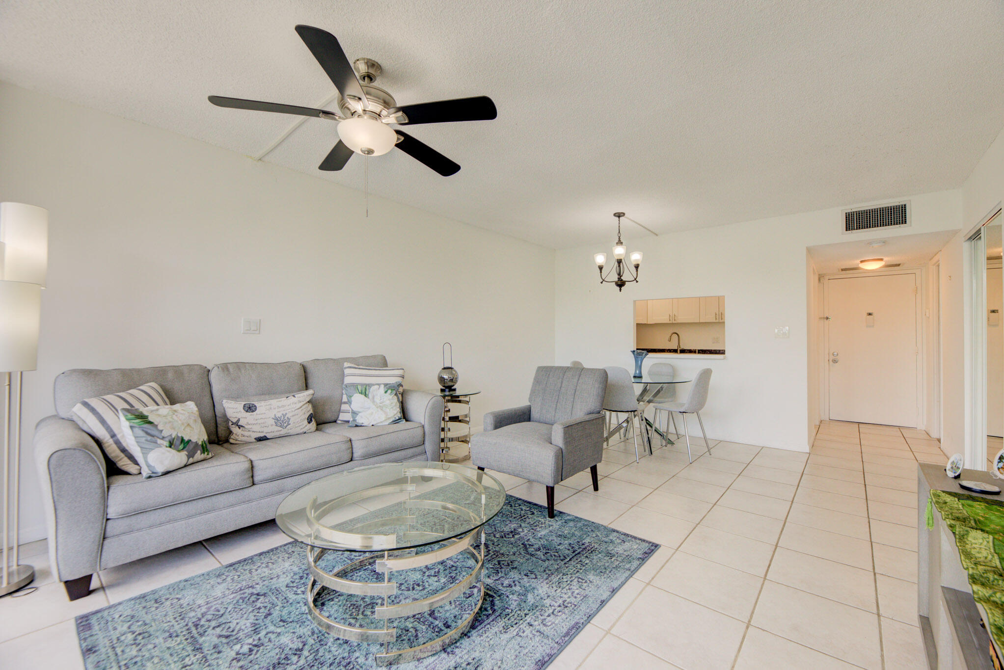 7081 Environ Boulevard 343