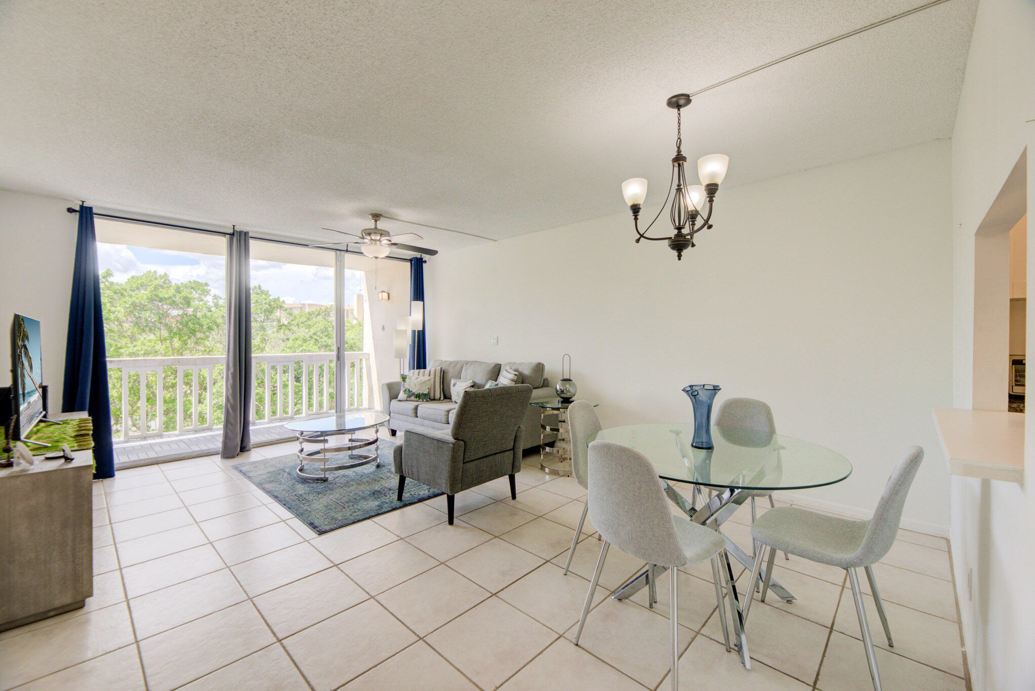 7081 Environ Boulevard 343