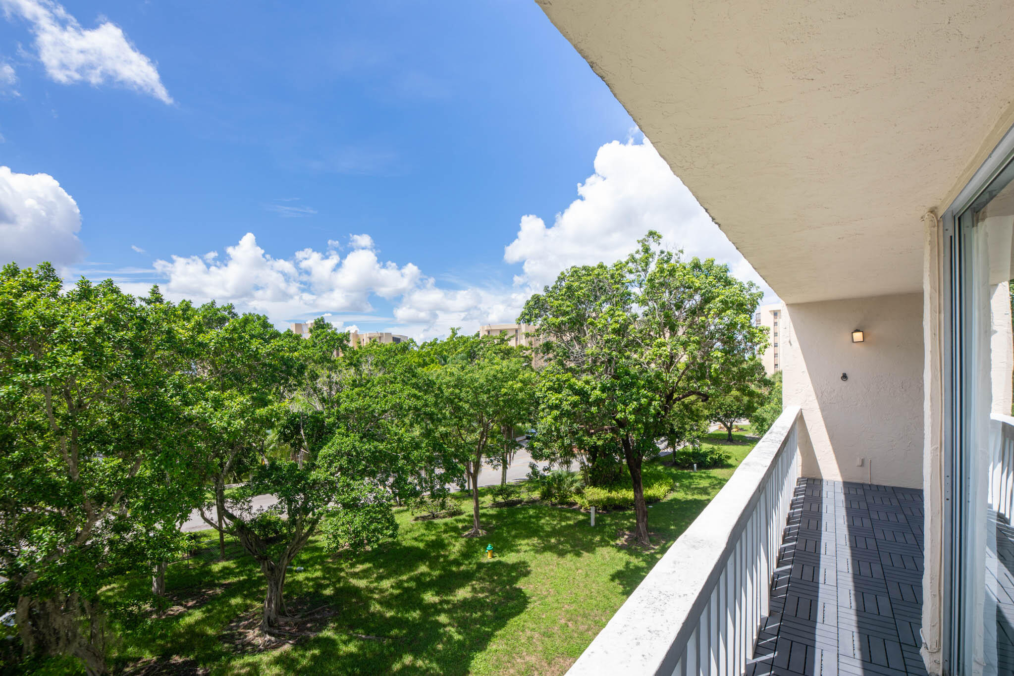 7081 Environ Boulevard 343
