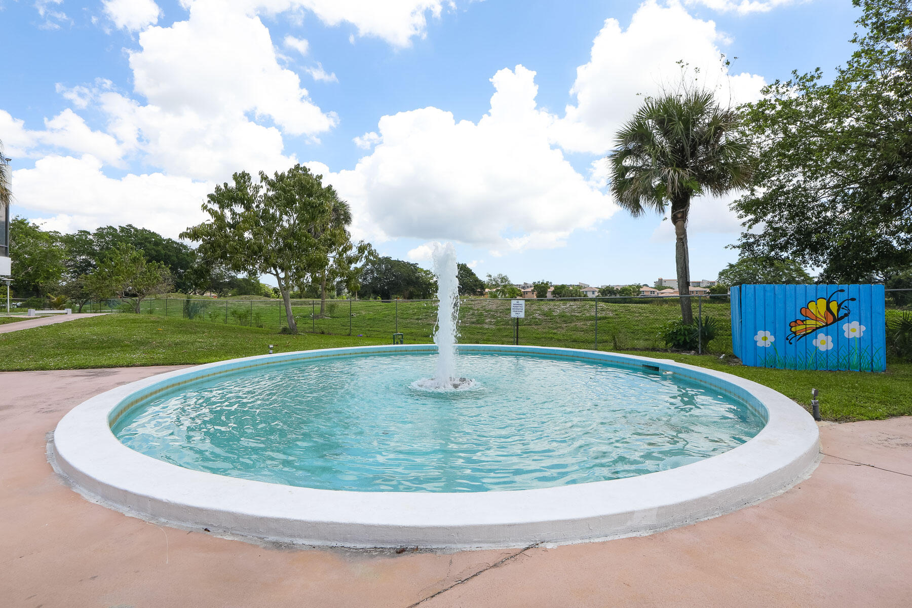 7081 Environ Boulevard 343