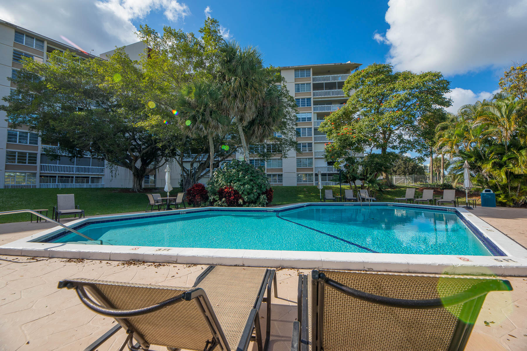 7081 Environ Boulevard 343