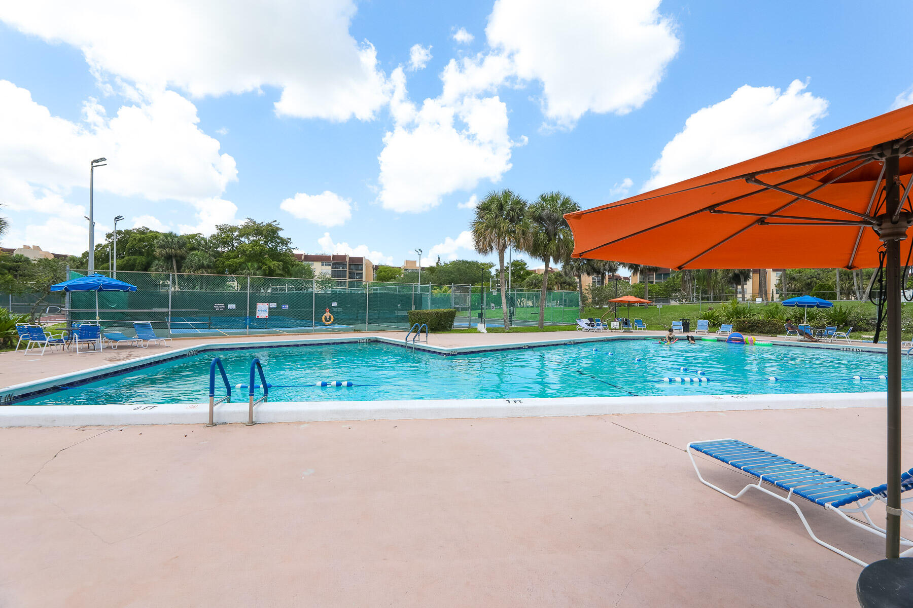 7081 Environ Boulevard 343