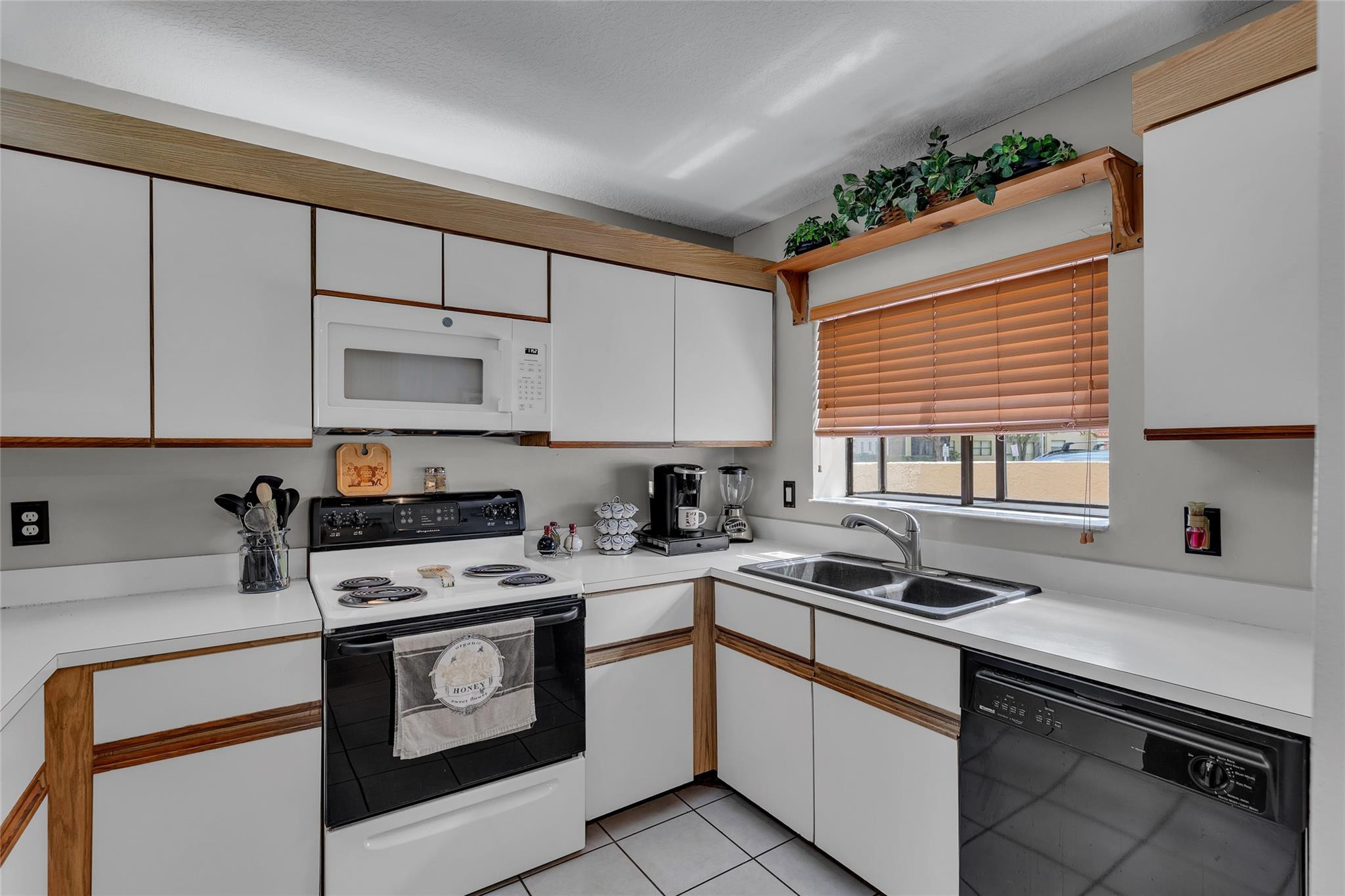 1601 Congressional Way 1601