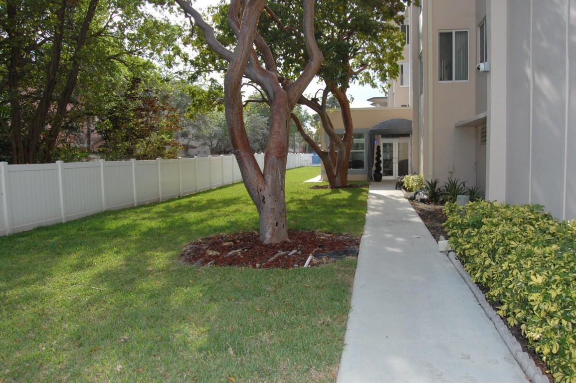 1965 S Ocean Blvd 302