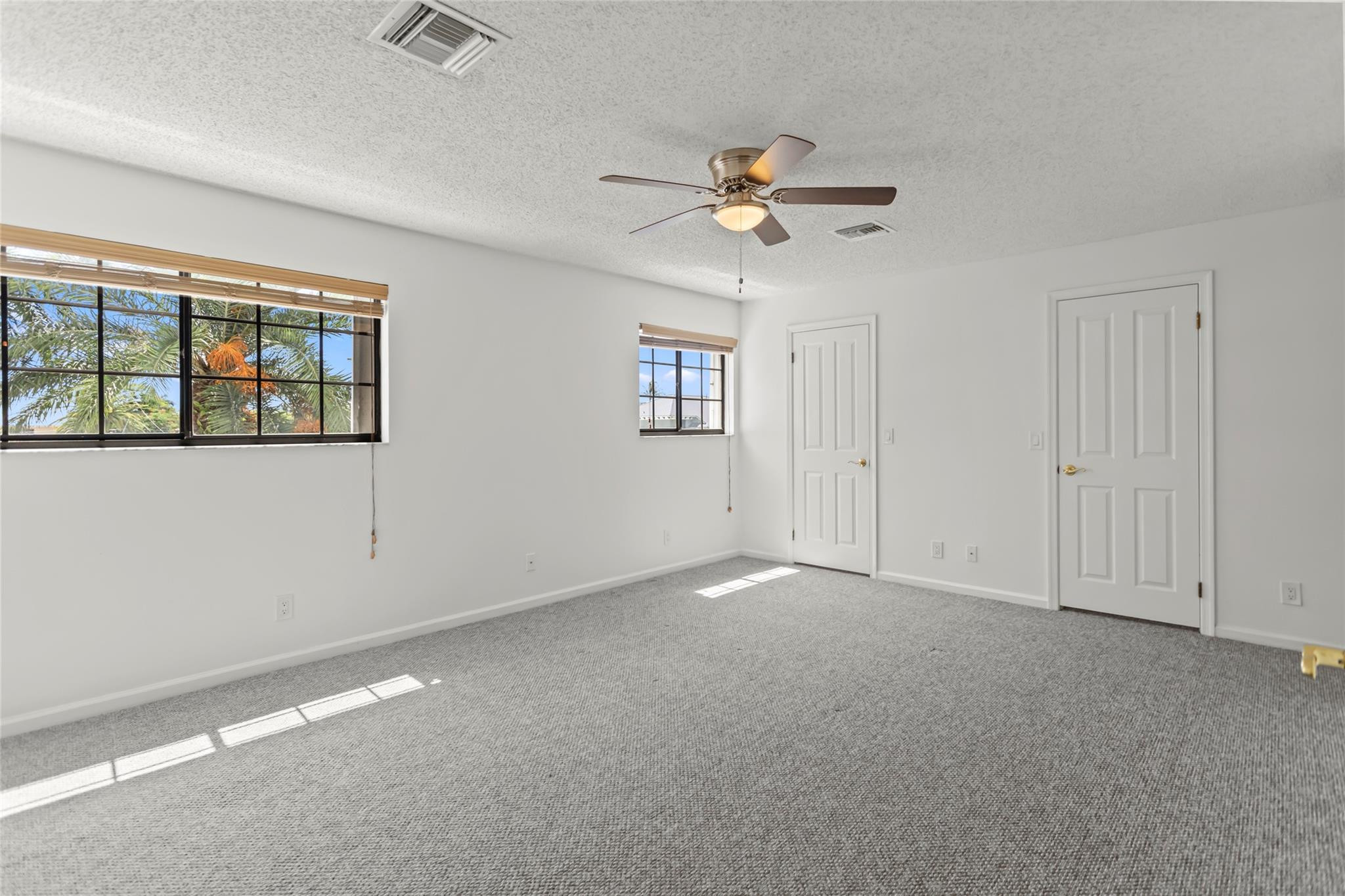 320 SE 12th Ave
