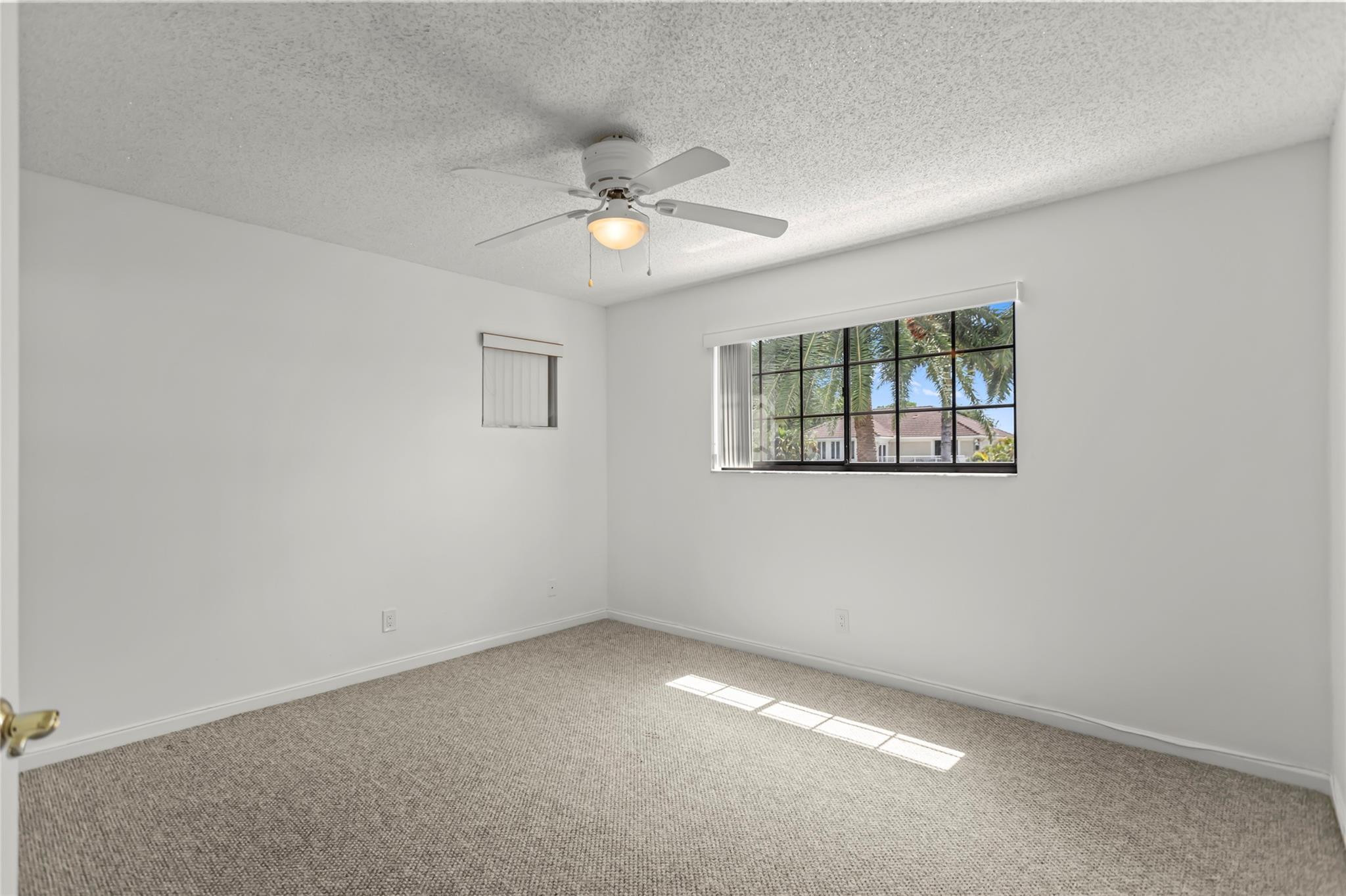 320 SE 12th Ave