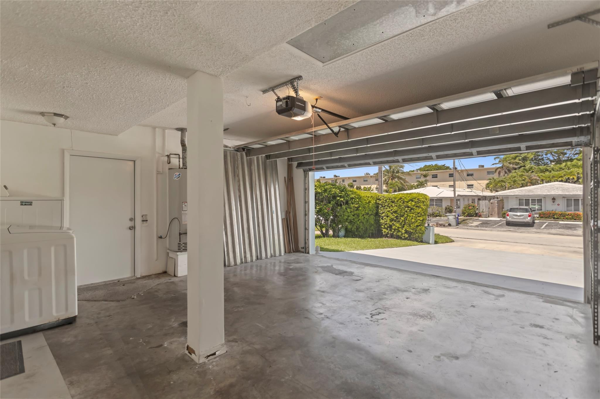 320 SE 12th Ave