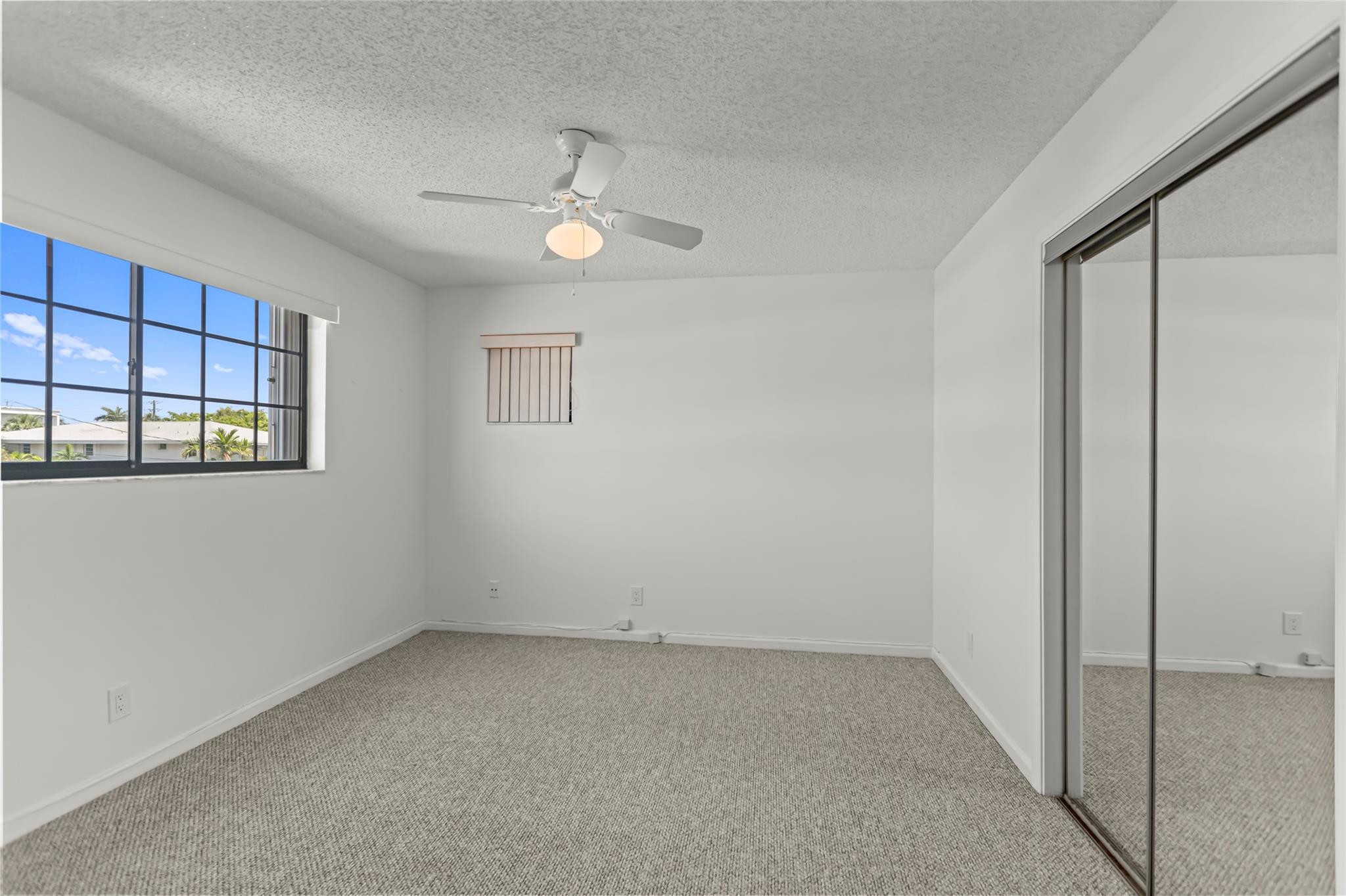 320 SE 12th Ave