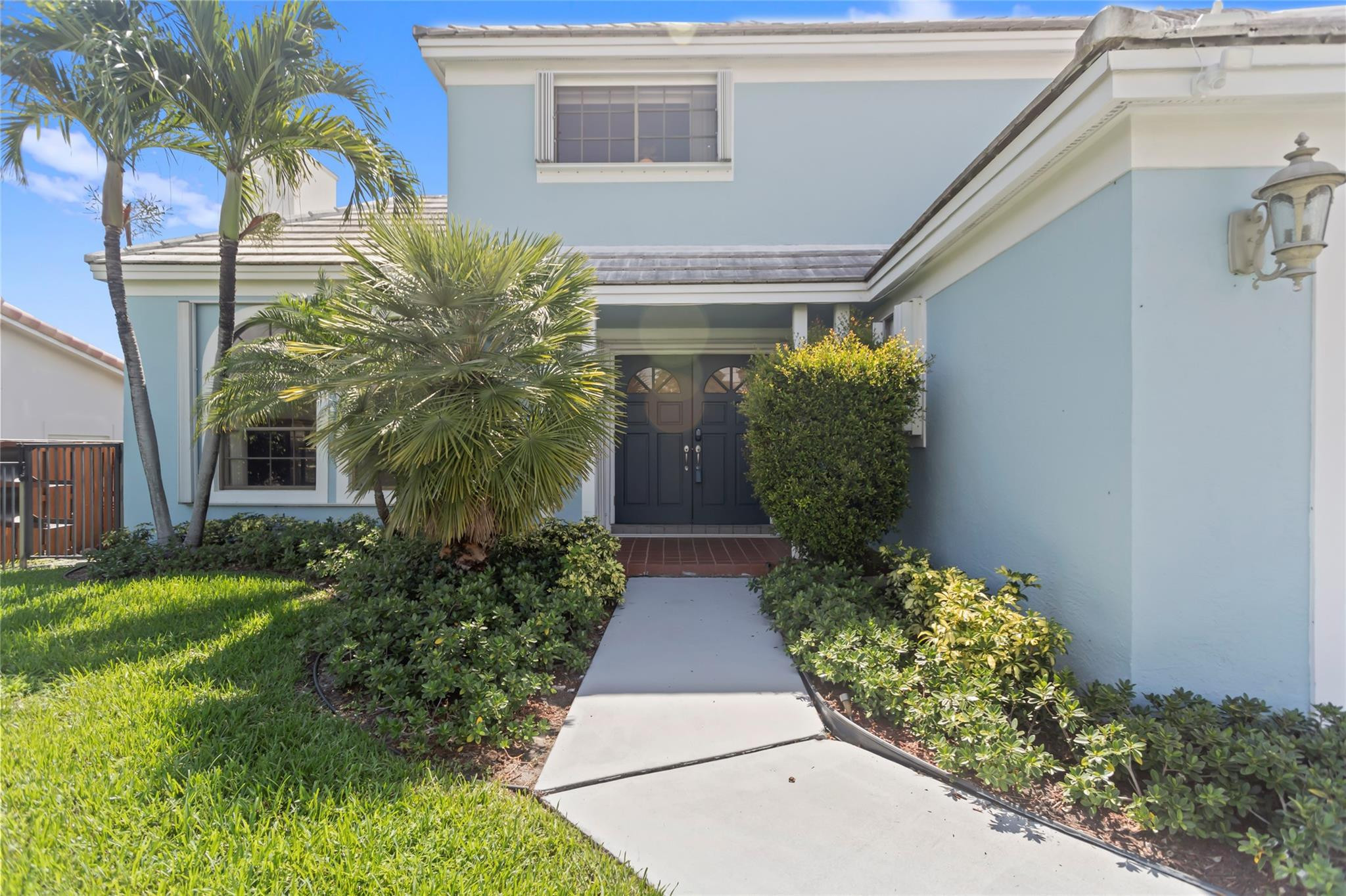 320 SE 12th Ave
