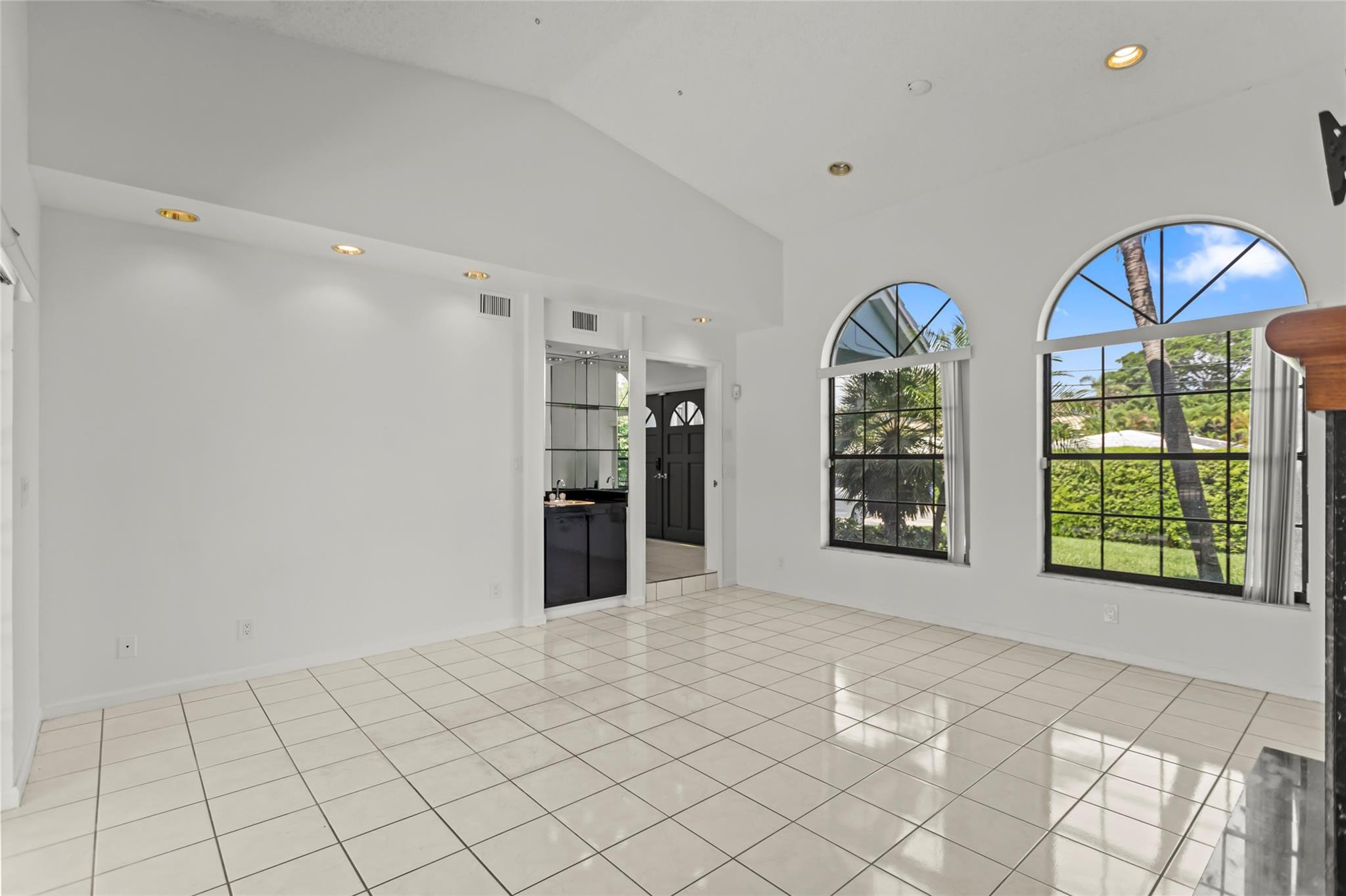 320 SE 12th Ave