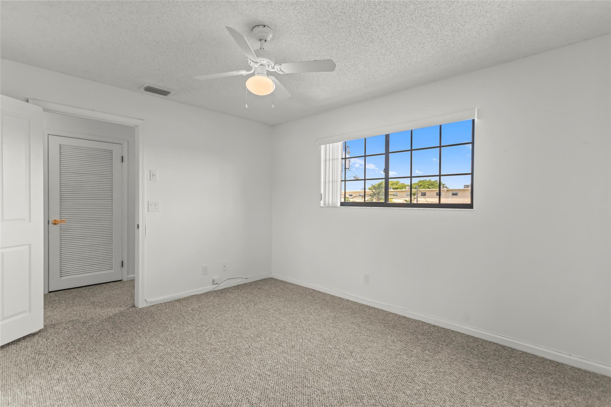 320 SE 12th Ave