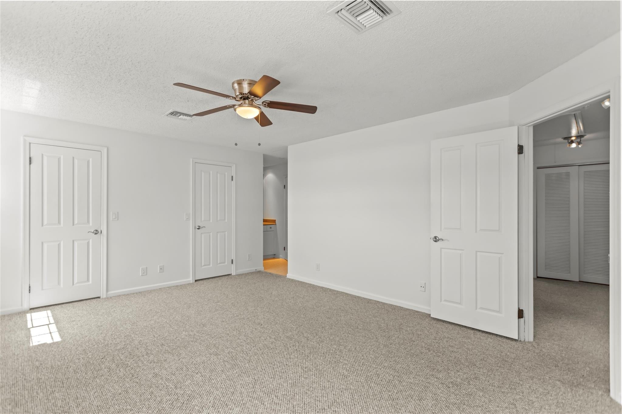 320 SE 12th Ave