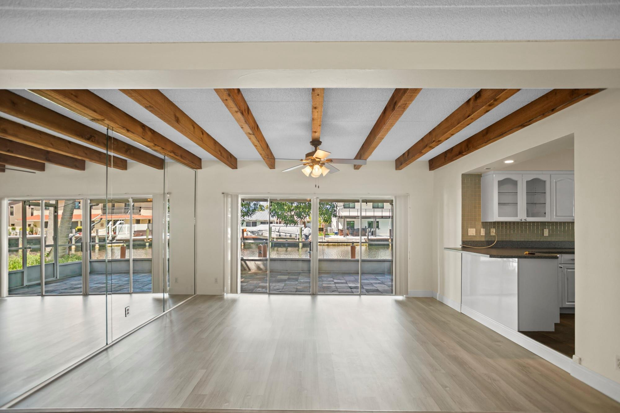 381 SE 14th Ave