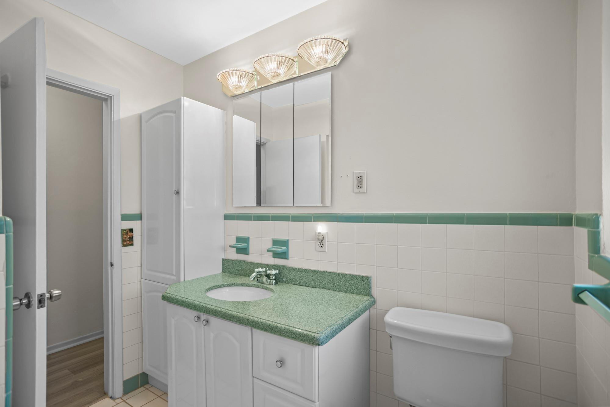 381 SE 14th Ave
