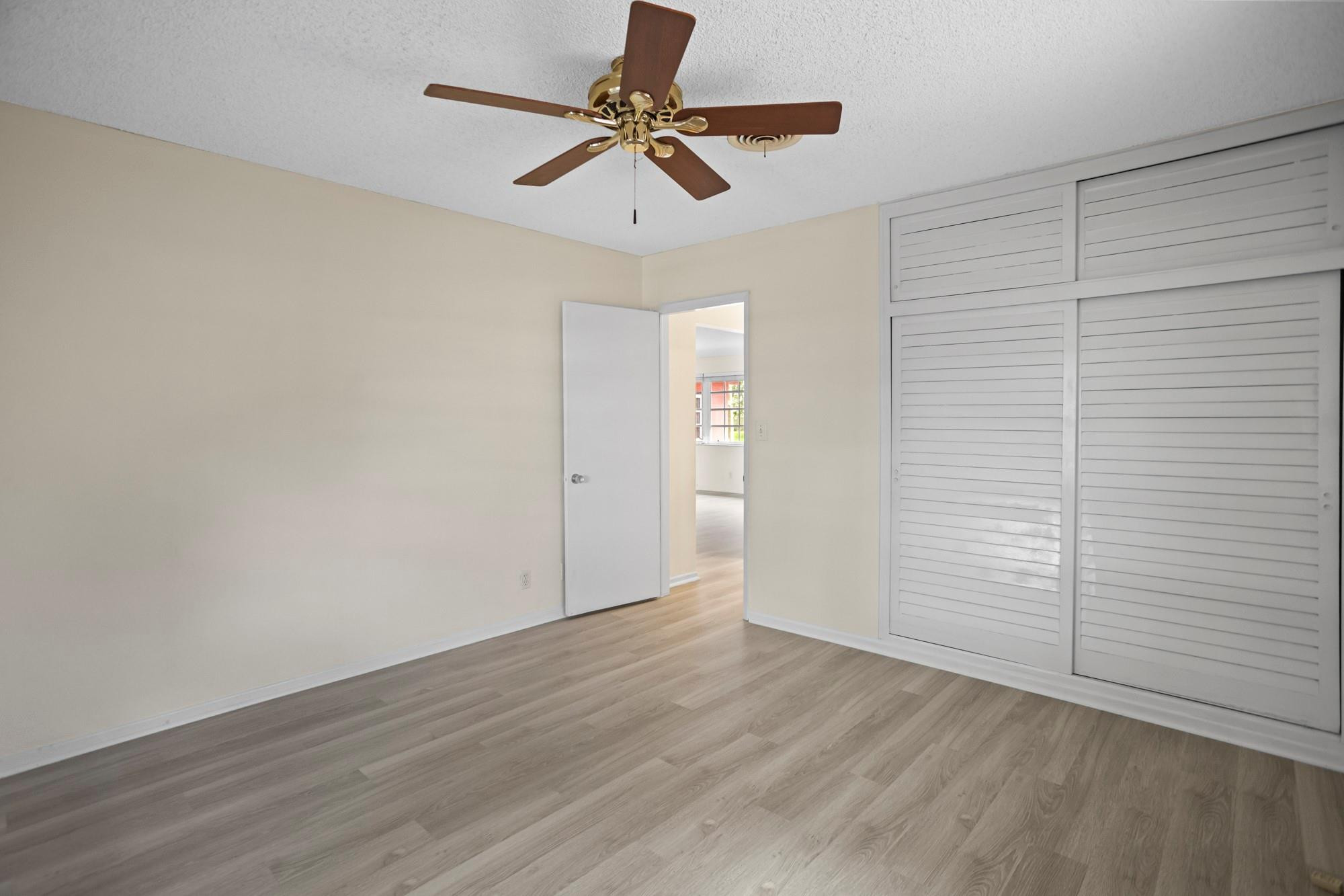 381 SE 14th Ave