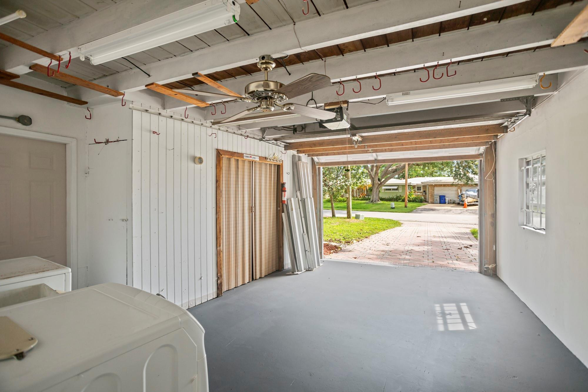 381 SE 14th Ave