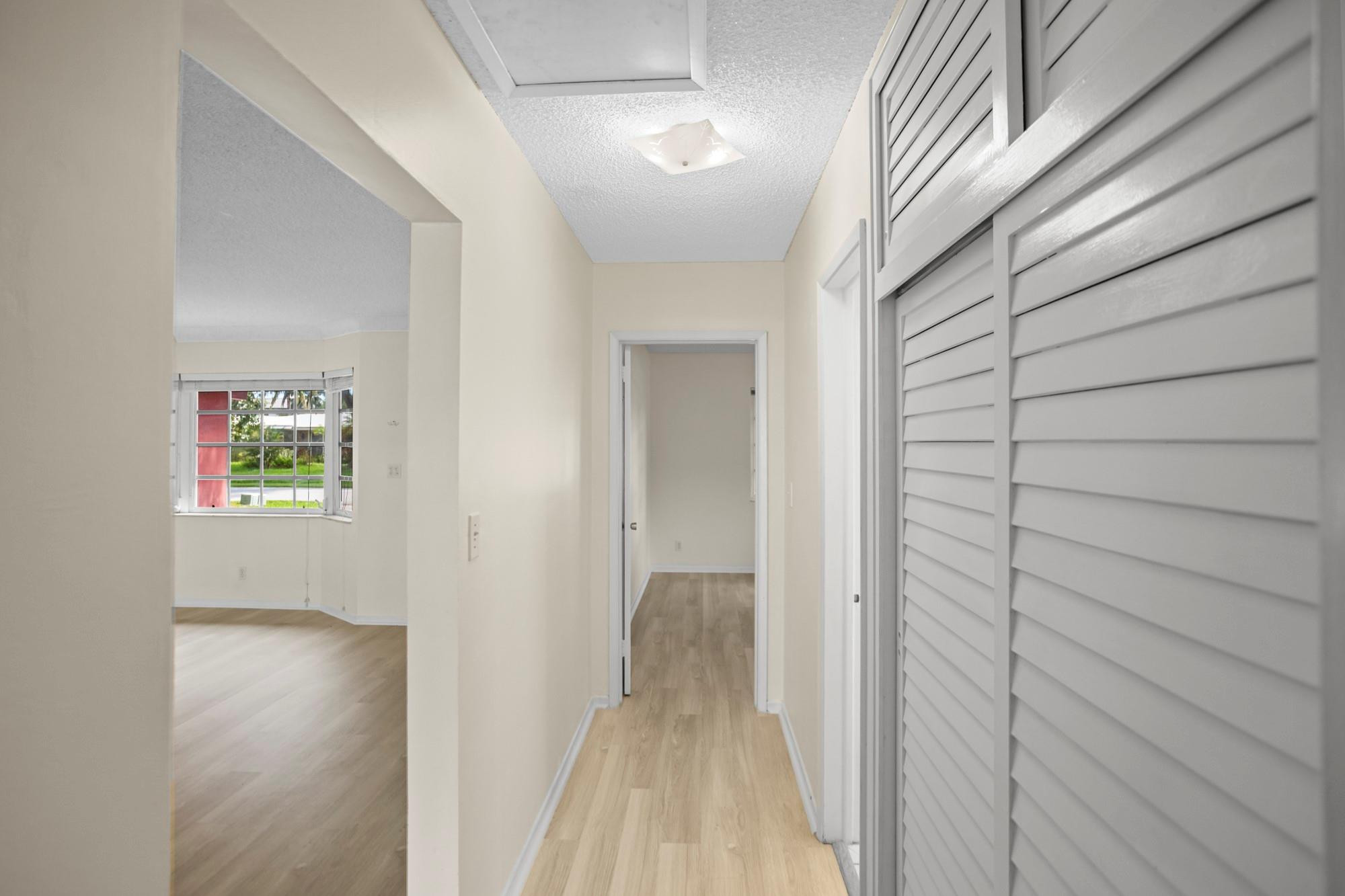381 SE 14th Ave
