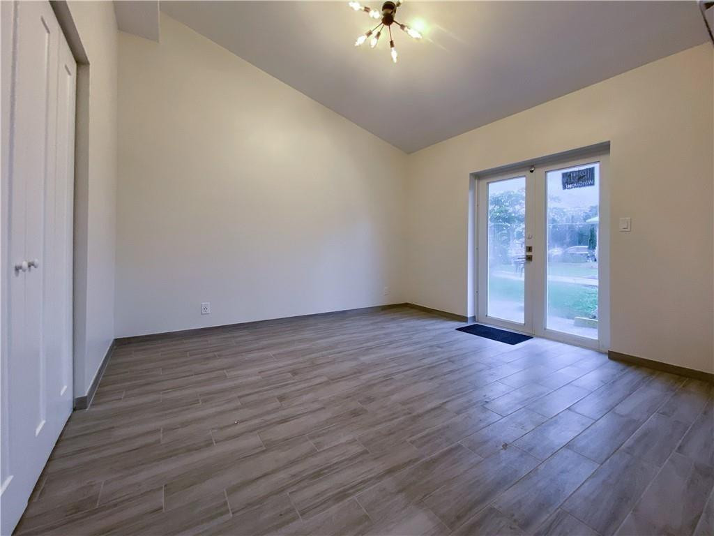 315 SW 7th St