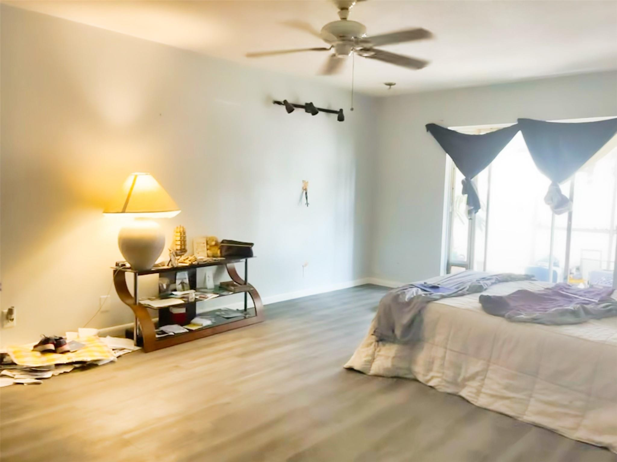 101 E Mcnab Rd 306