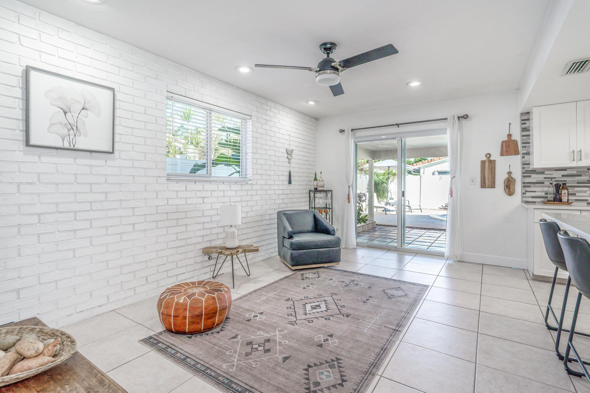 5750 NE 19th Ter