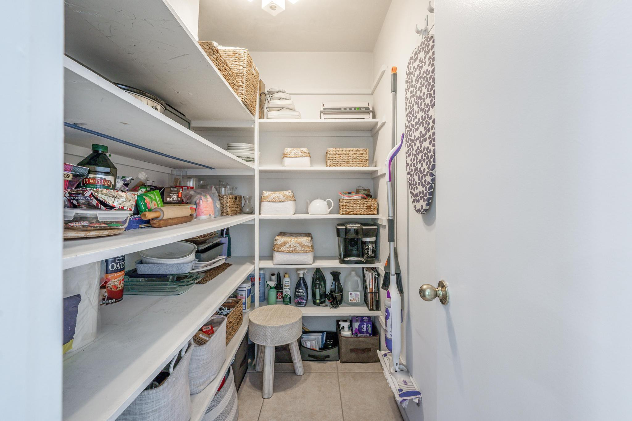 5750 NE 19th Ter