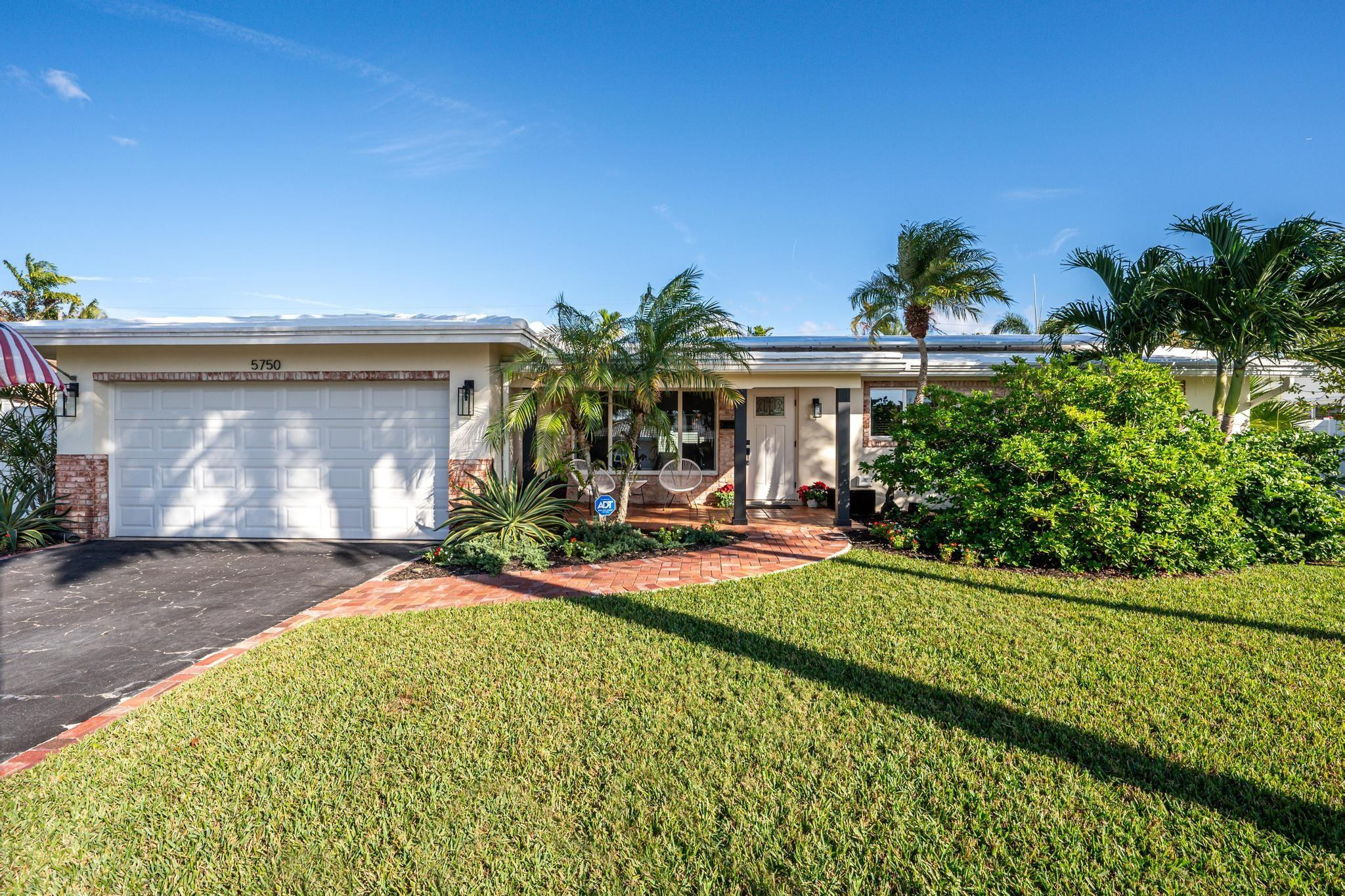 5750 NE 19th Ter