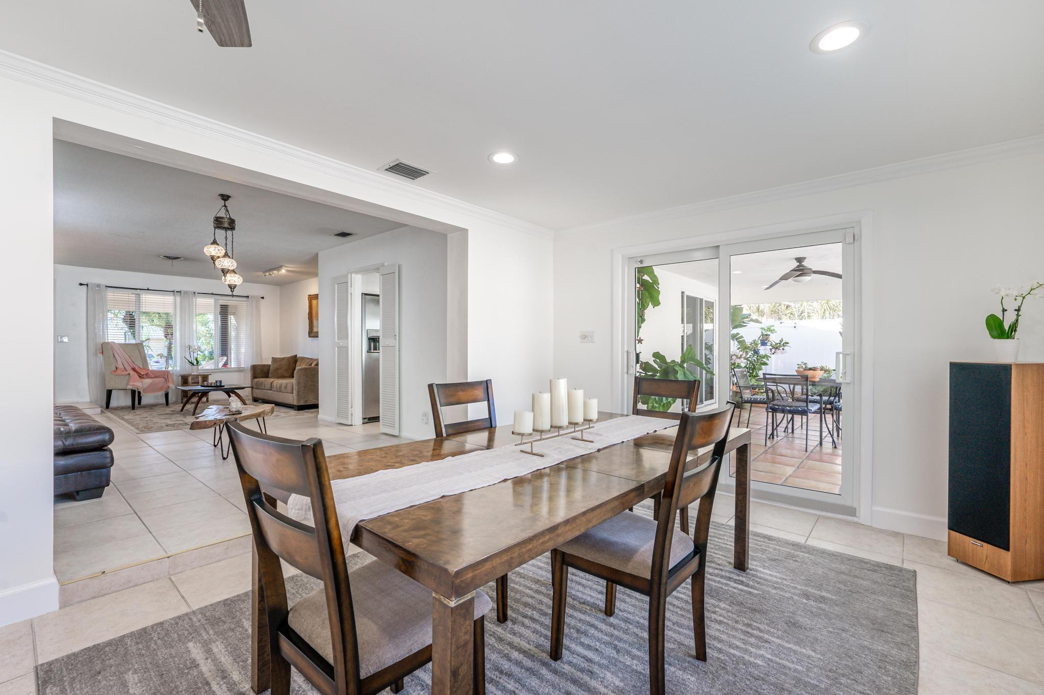 5750 NE 19th Ter