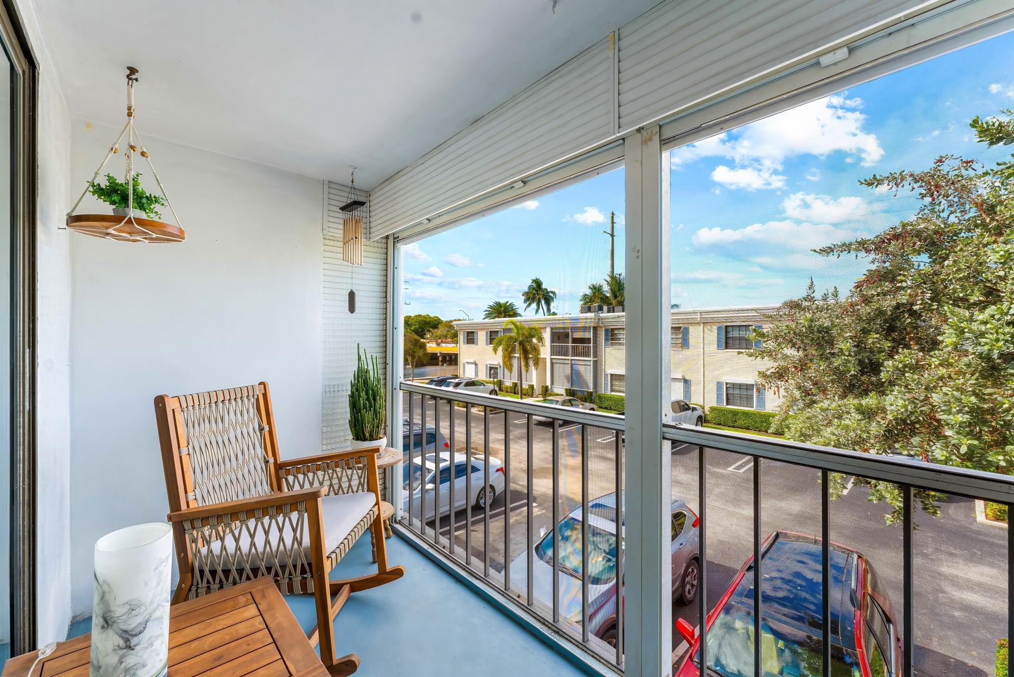 120 Cypress Club Dr 225