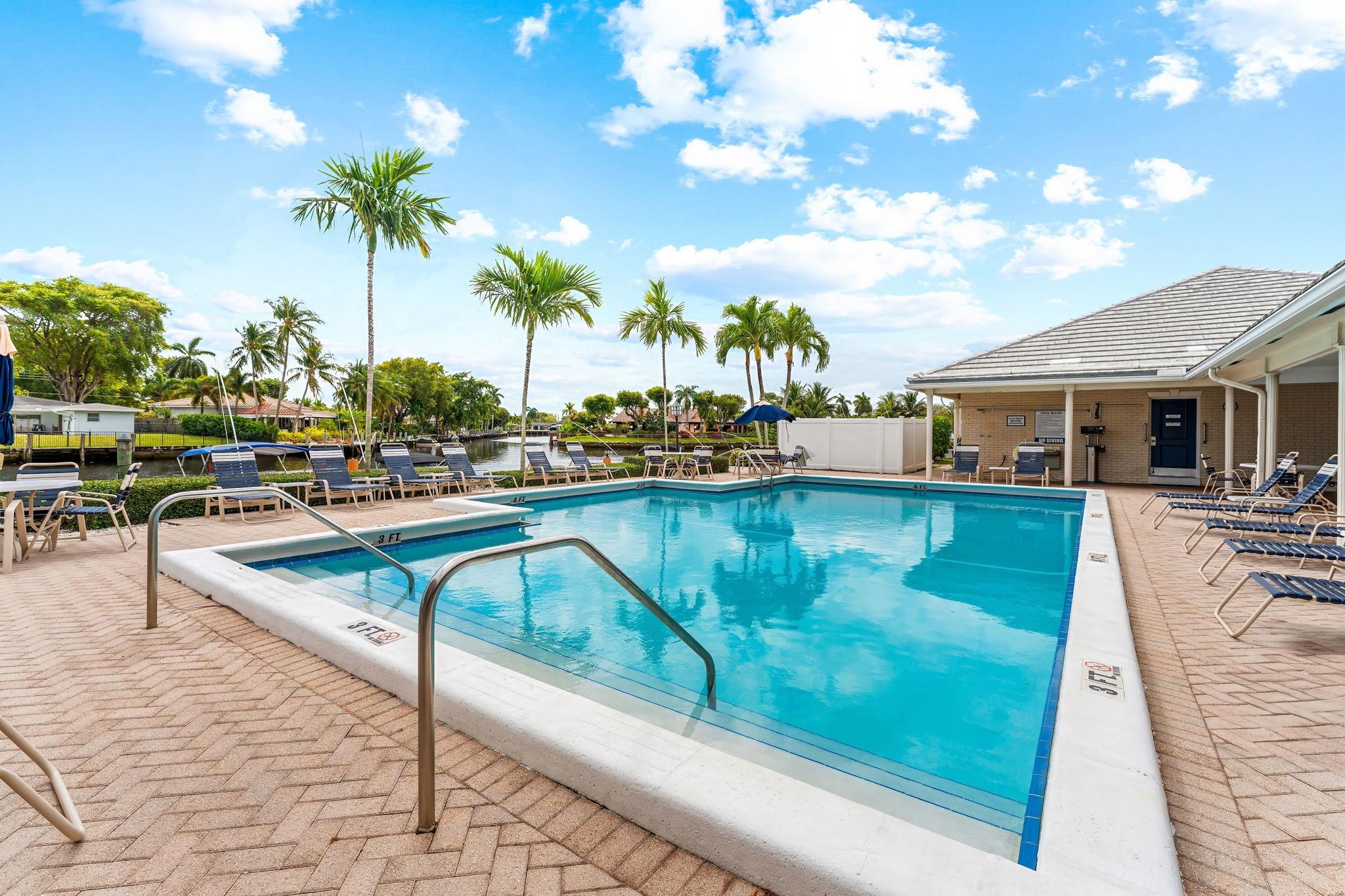 120 Cypress Club Dr 225