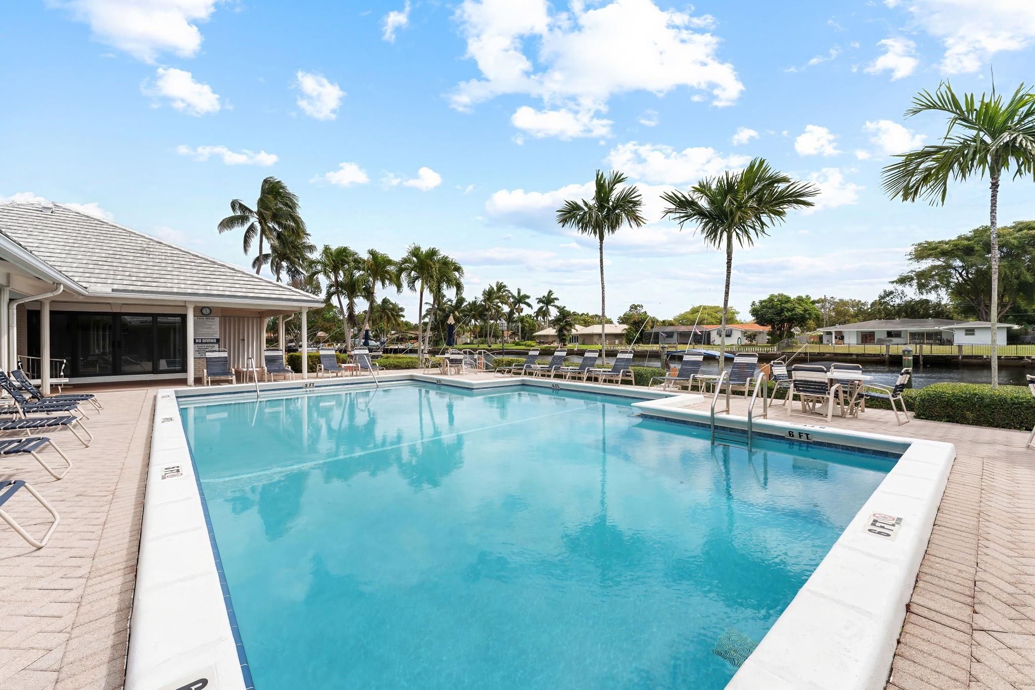 120 Cypress Club Dr 225