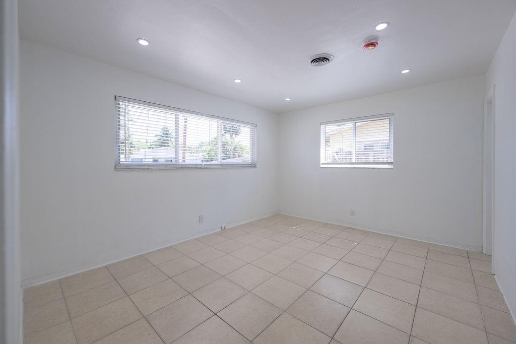 928 Orange Isle