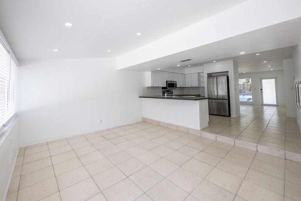 928 Orange Isle