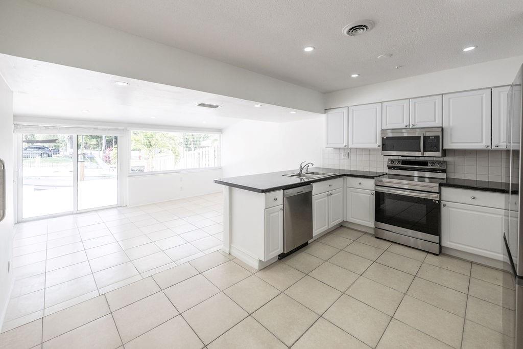 928 Orange Isle