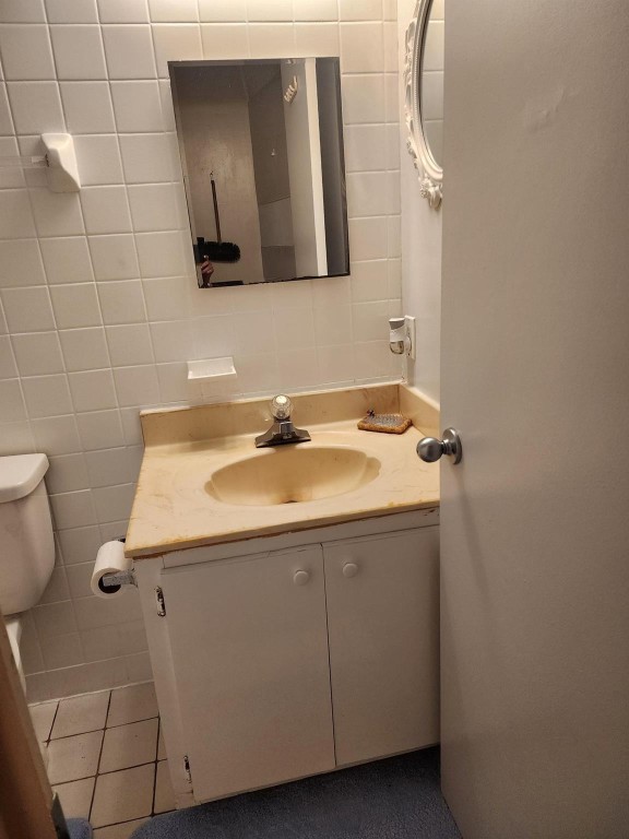 2301 NE 14th Street Cswy 203W