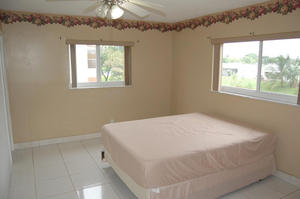 7205 NW 5th Pl 201