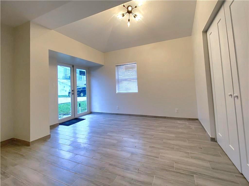 315 SW 7th St
