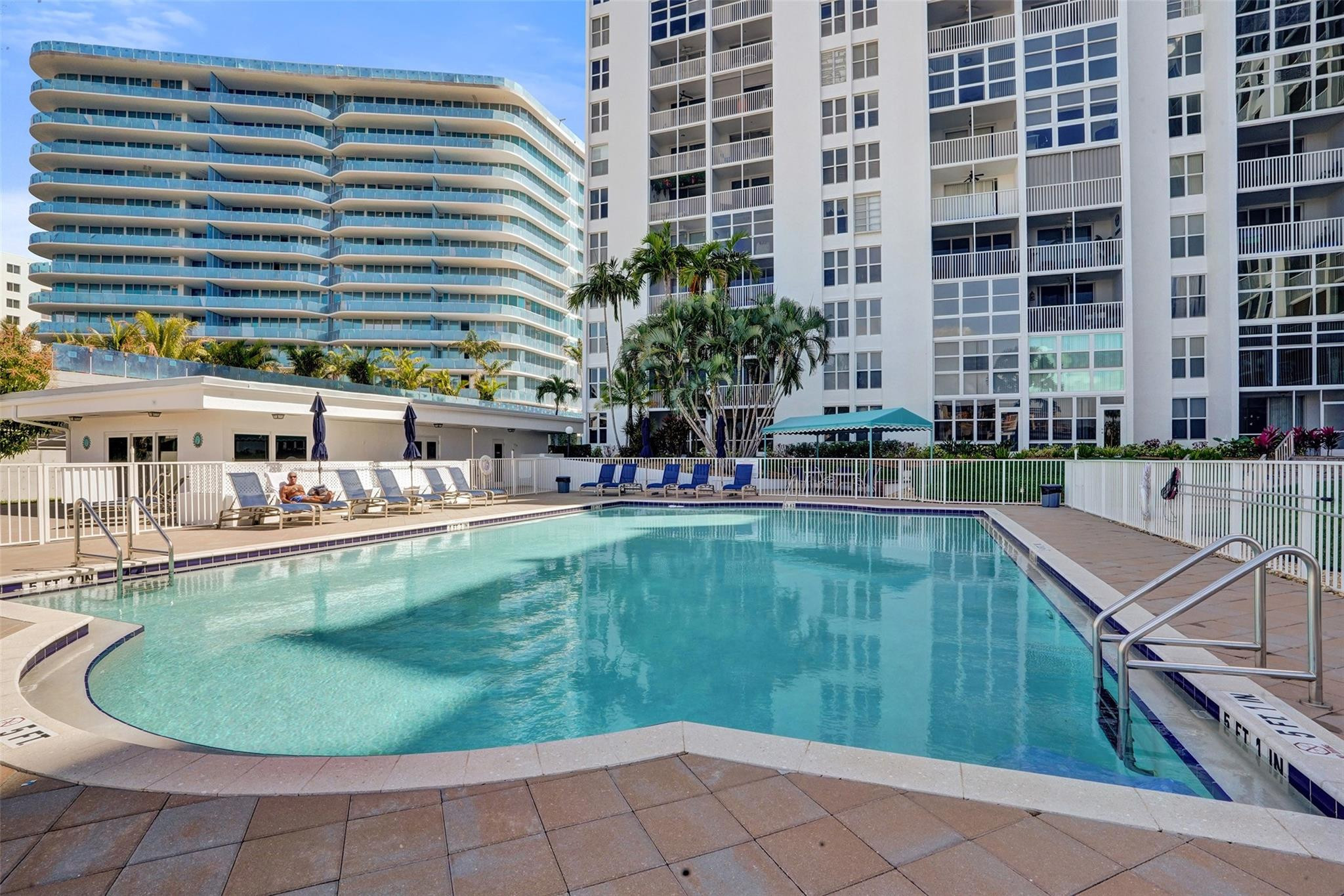 1391 S Ocean Boulevard 309