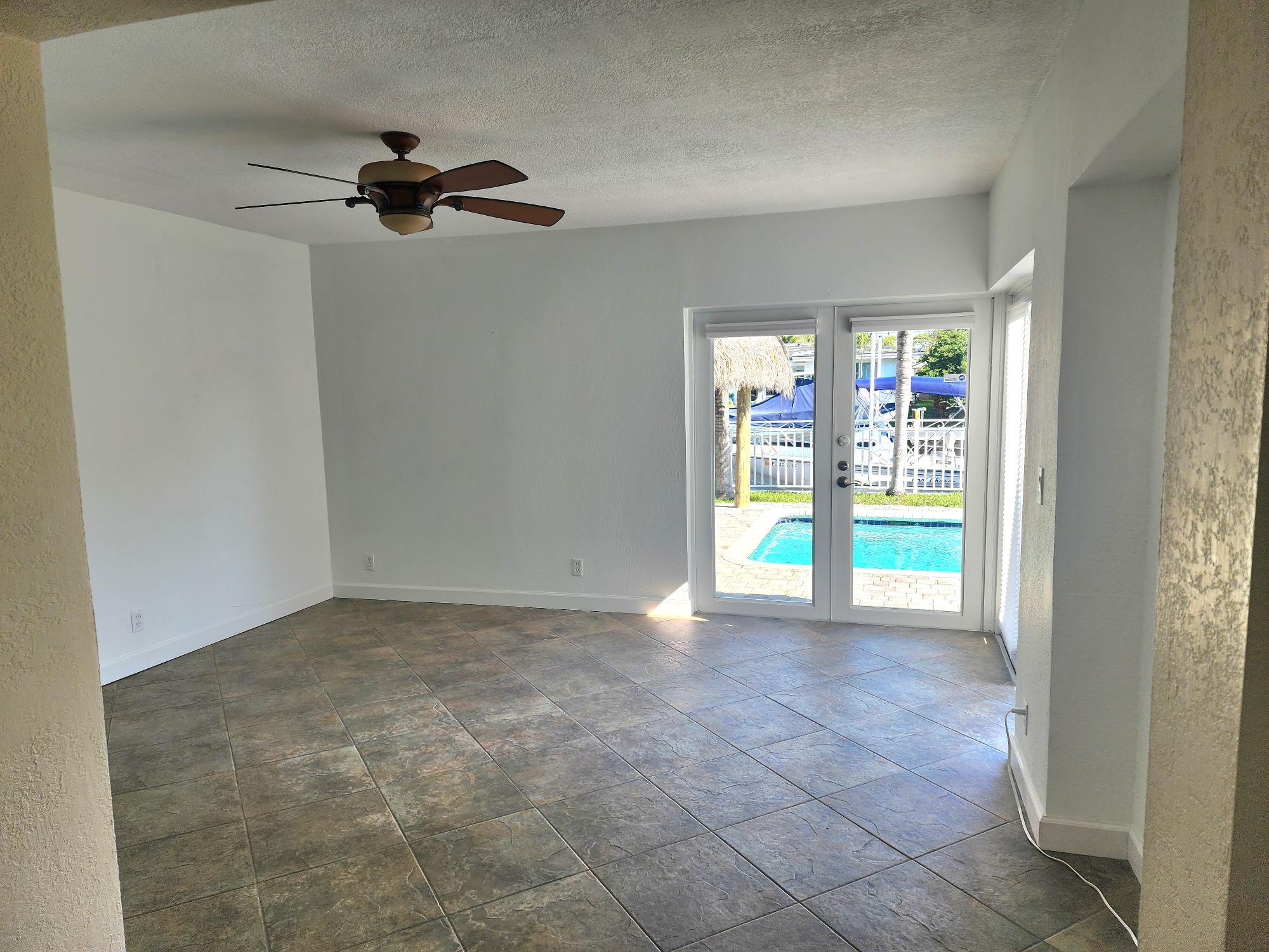 191 SE 9th Court
