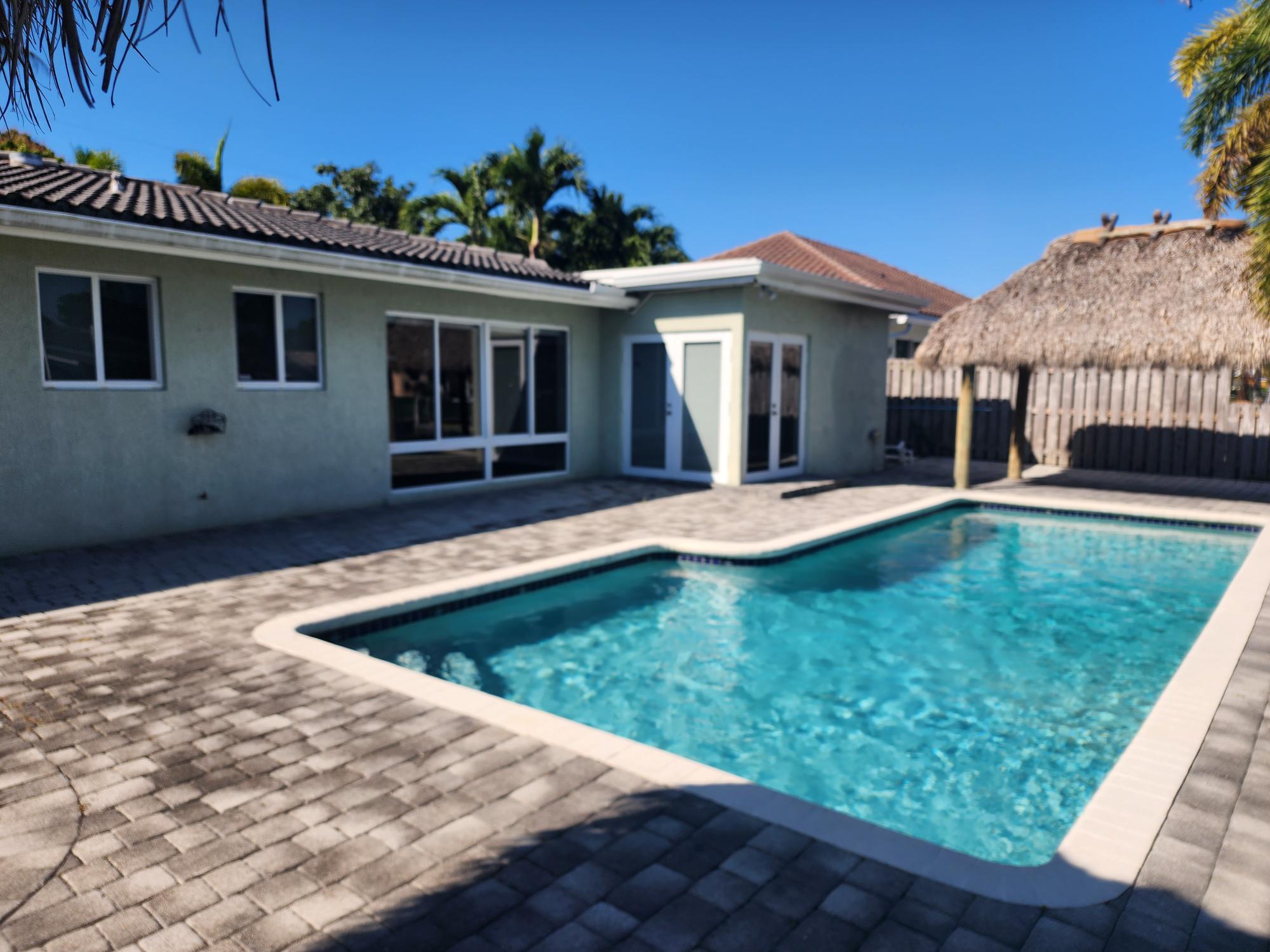 191 SE 9th Court