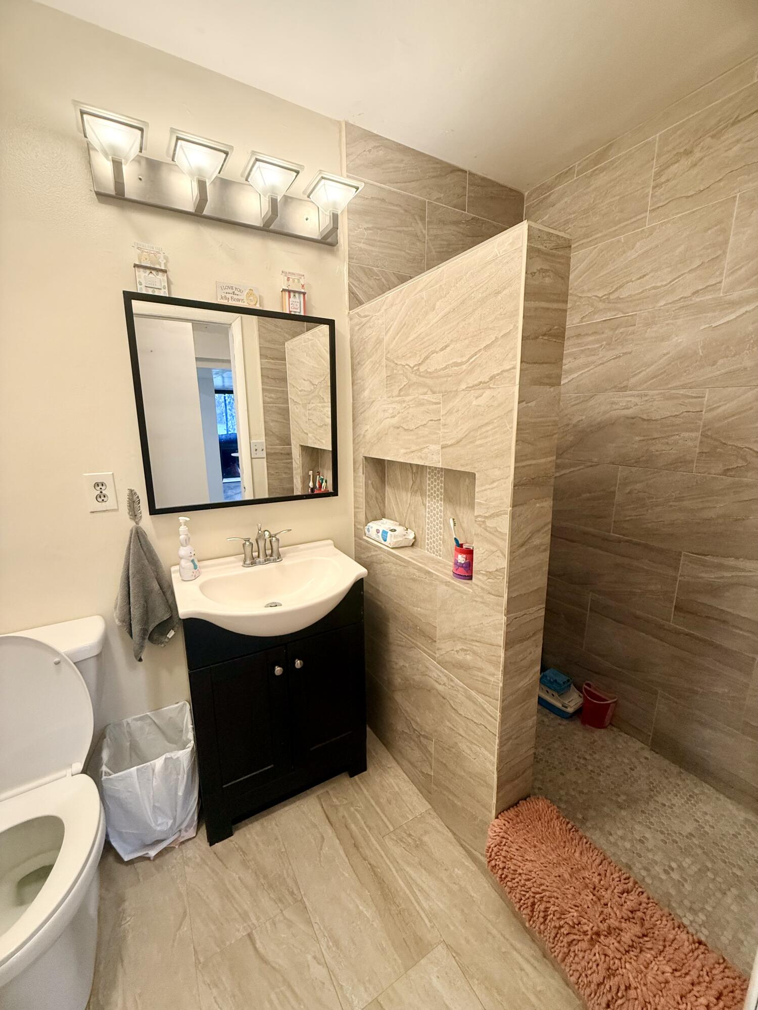 6450 Pinehurst Circle