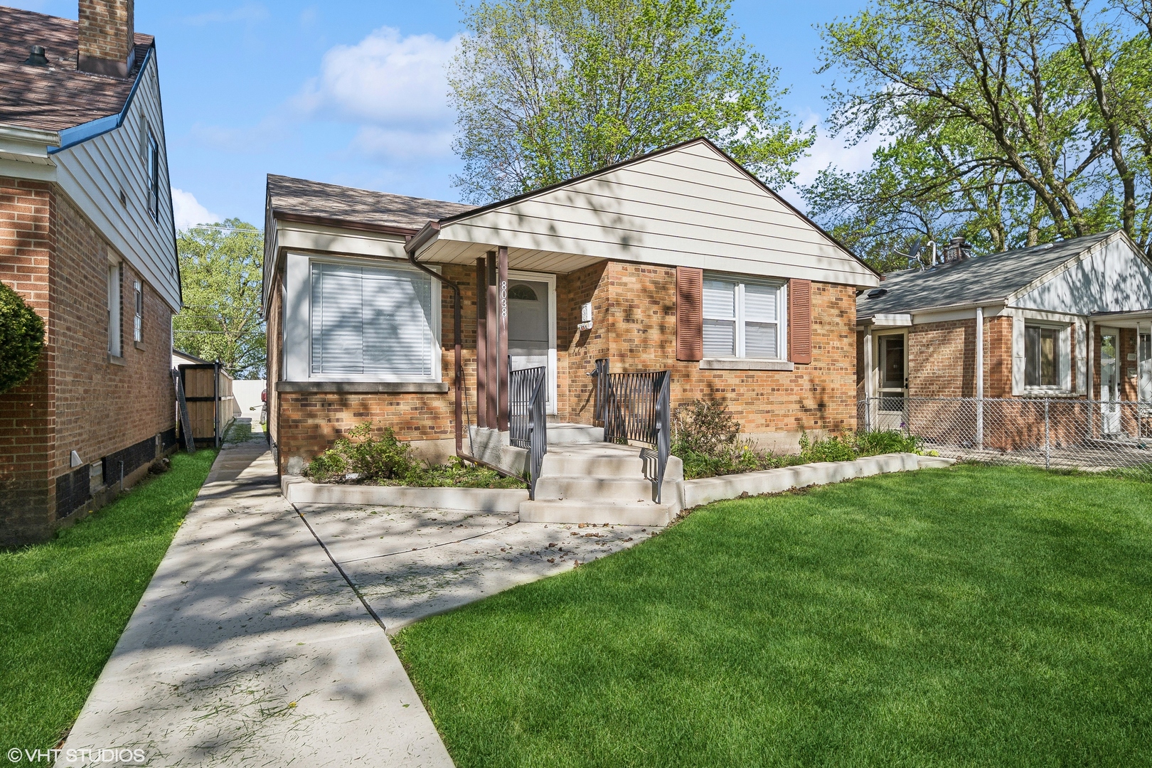 8038 S Saint Louis Avenue