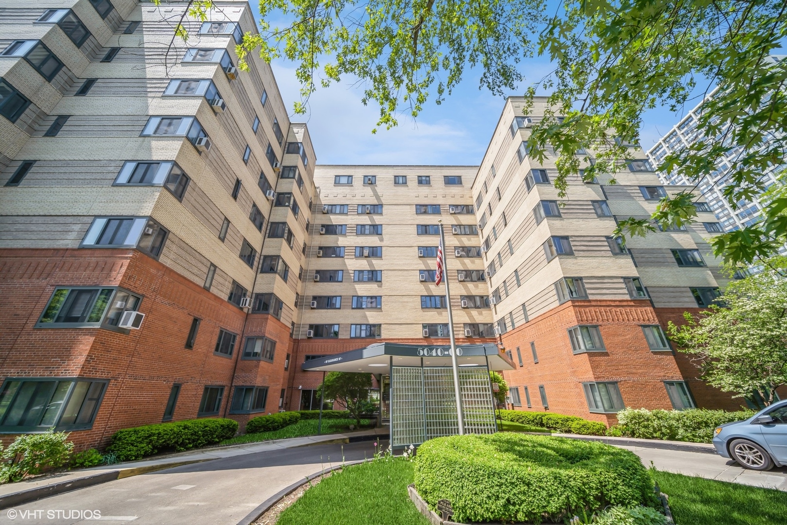 5040 N Marine Drive Unit: B7