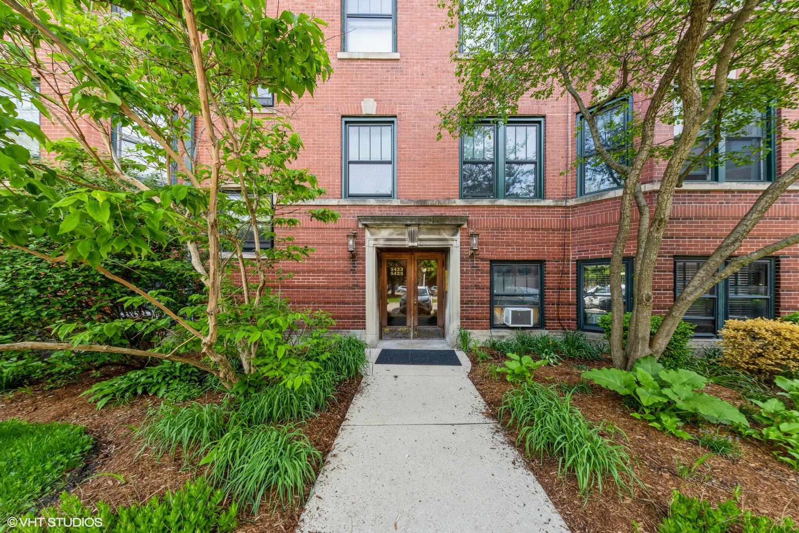5425 S East View Park Unit: 2