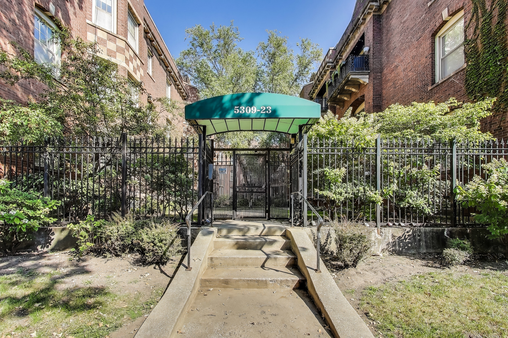 5315 S Harper Avenue Unit: 2