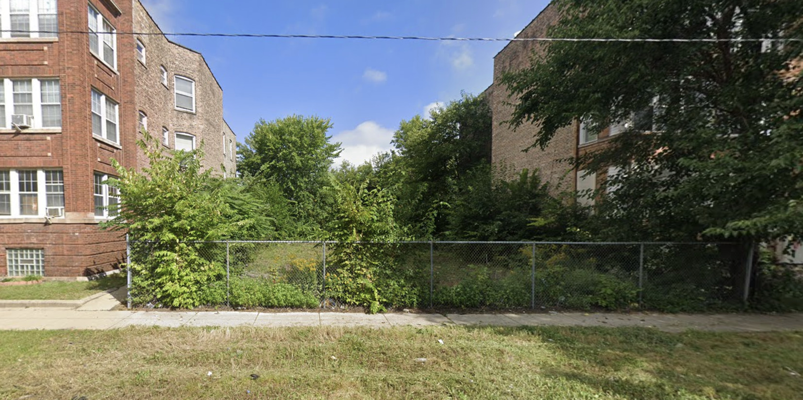 1410-14 E 67th Place