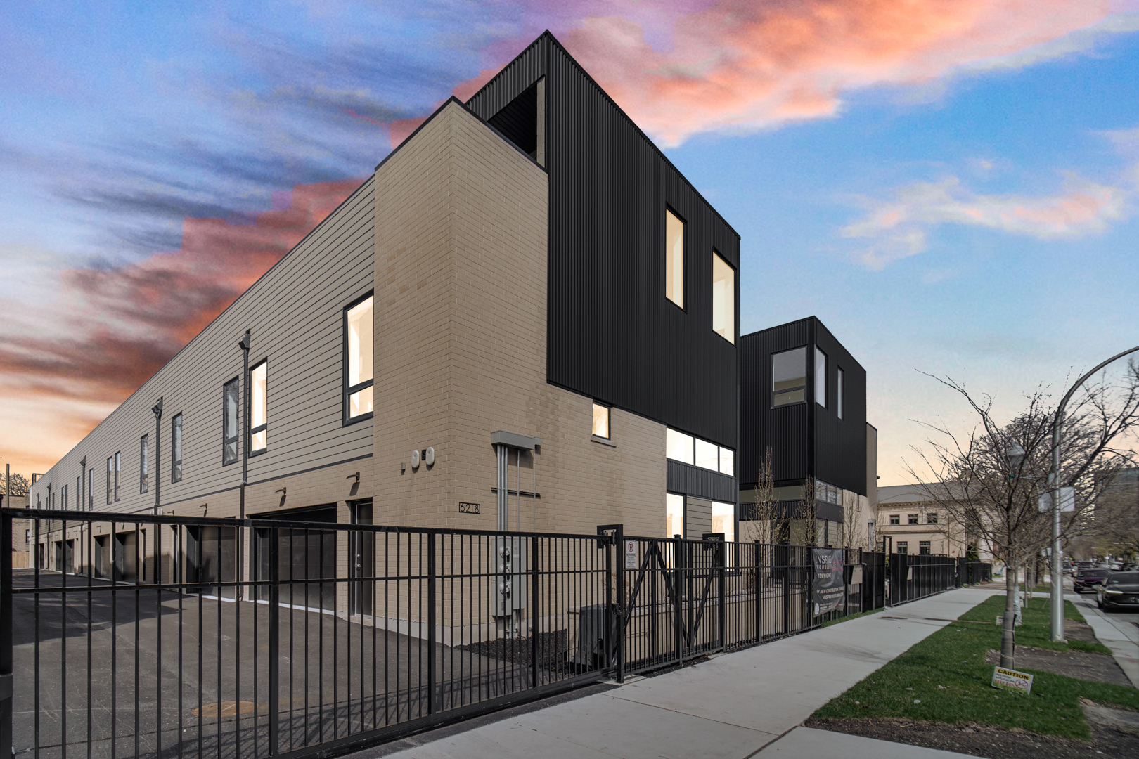 6218 S Woodlawn Avenue Unit: A