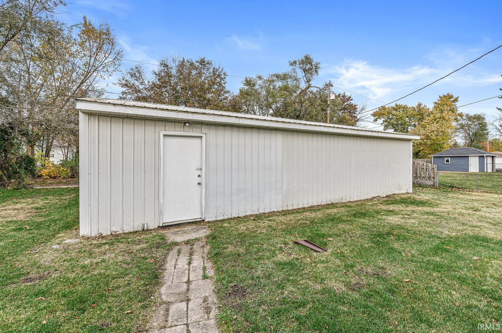 2525 Westmoor Street